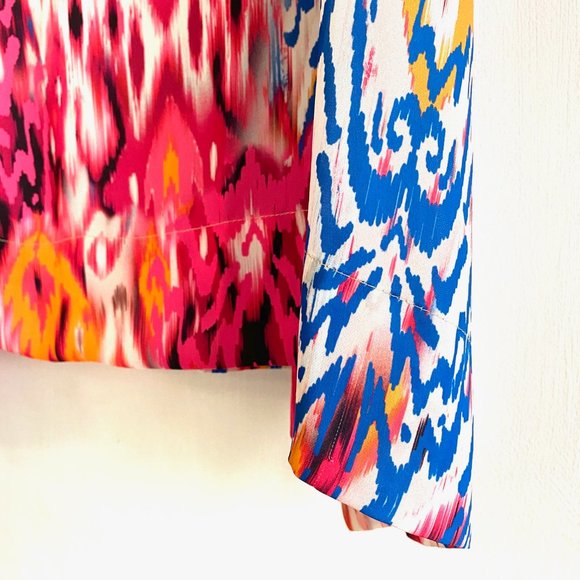 CHICO'S Multicolor Ikat Print Split-Neckline Dolman Short Sleeve Blouse - Picture 3 of 6